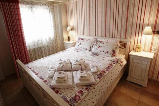 Giogarakis Suites إليوناس الغرفة الصورة