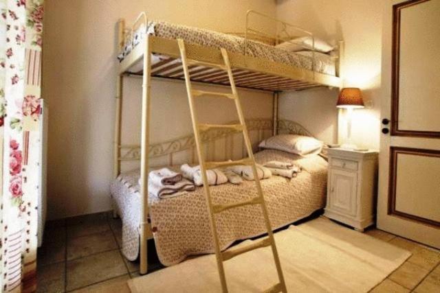 Giogarakis Suites إليوناس الغرفة الصورة