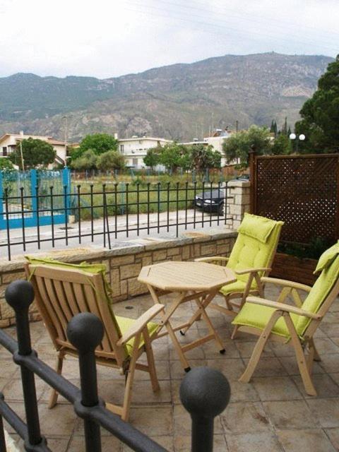 Giogarakis Suites إليوناس الغرفة الصورة