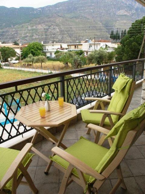 Giogarakis Suites إليوناس الغرفة الصورة